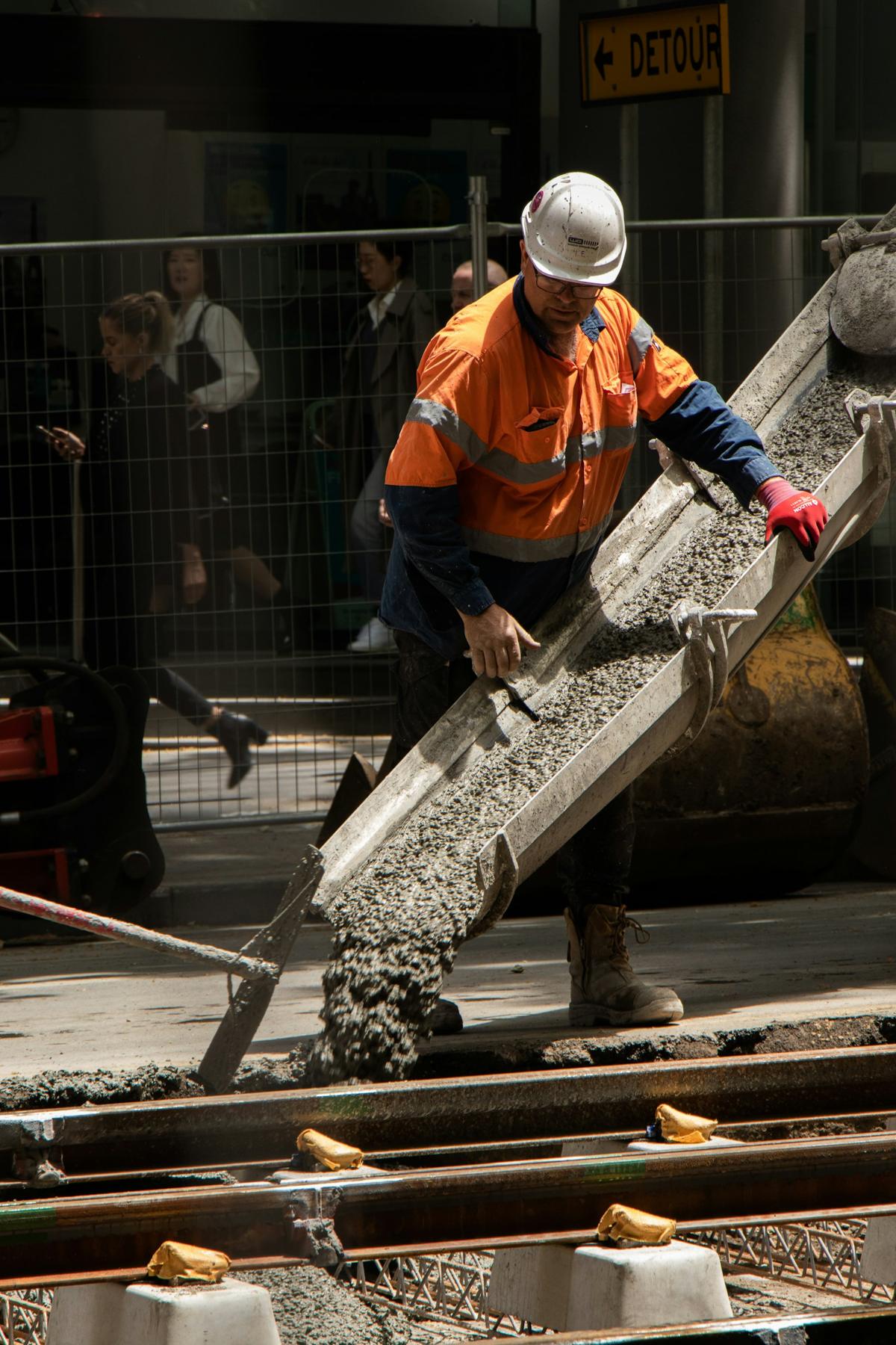 Arbeiter beim Betonieren