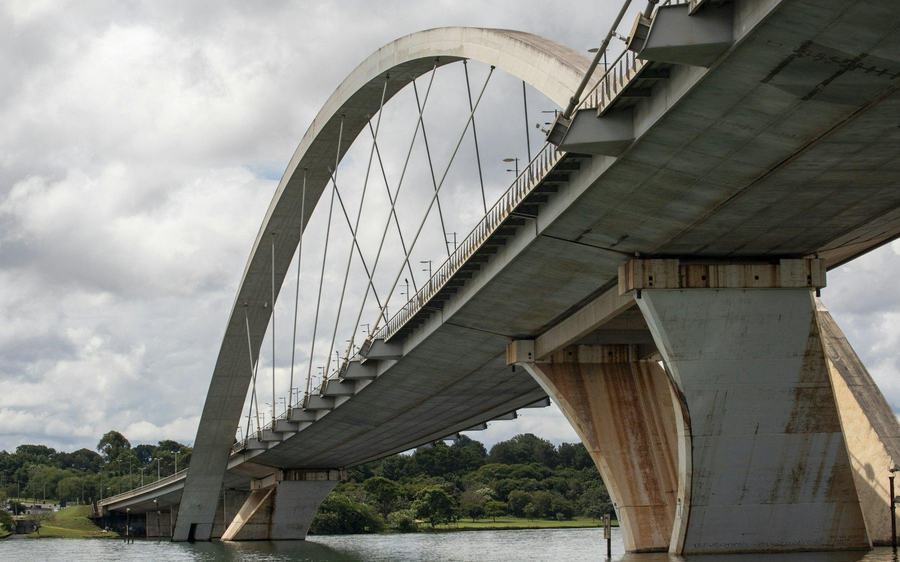 Bogenbrücke aus Beton
